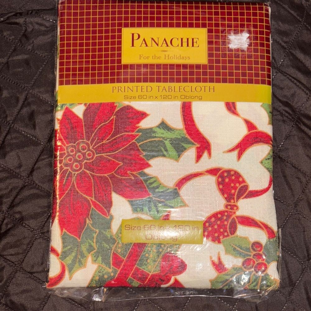 NIB- Oblong Panache Festive Tablecloth with Red Poinsettias & accents 60” x 120”